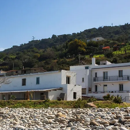 בית נופש Borgo Marino