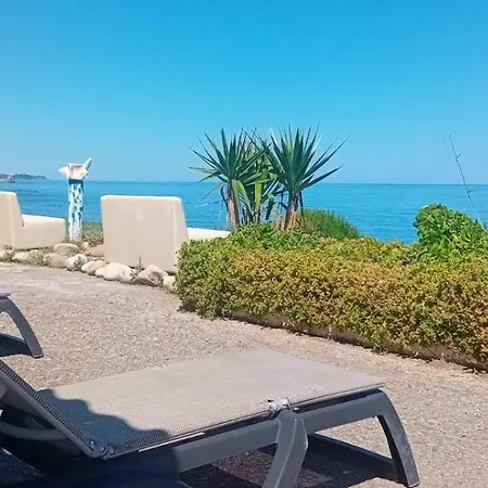 Borgo Marino בית נופש